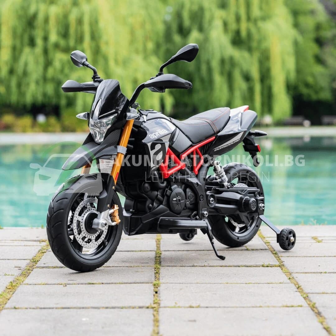 Αδειοδοτημένη ηλεκτροκίνητη μηχανή Aprilia Dorsoduro 900 2026, 60W, 12V/4.5AH, ελαστικά EVA