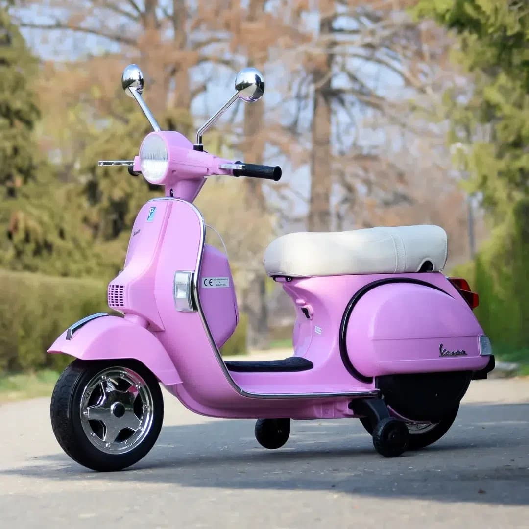 Αδειοδοτημένη ηλεκτροκίνητη μηχανή Piaggio PX150, 70W, 12V/7Ah, ελαστικά EVA